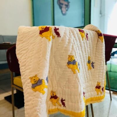 Winnies Hug Reversible Baby Quilt