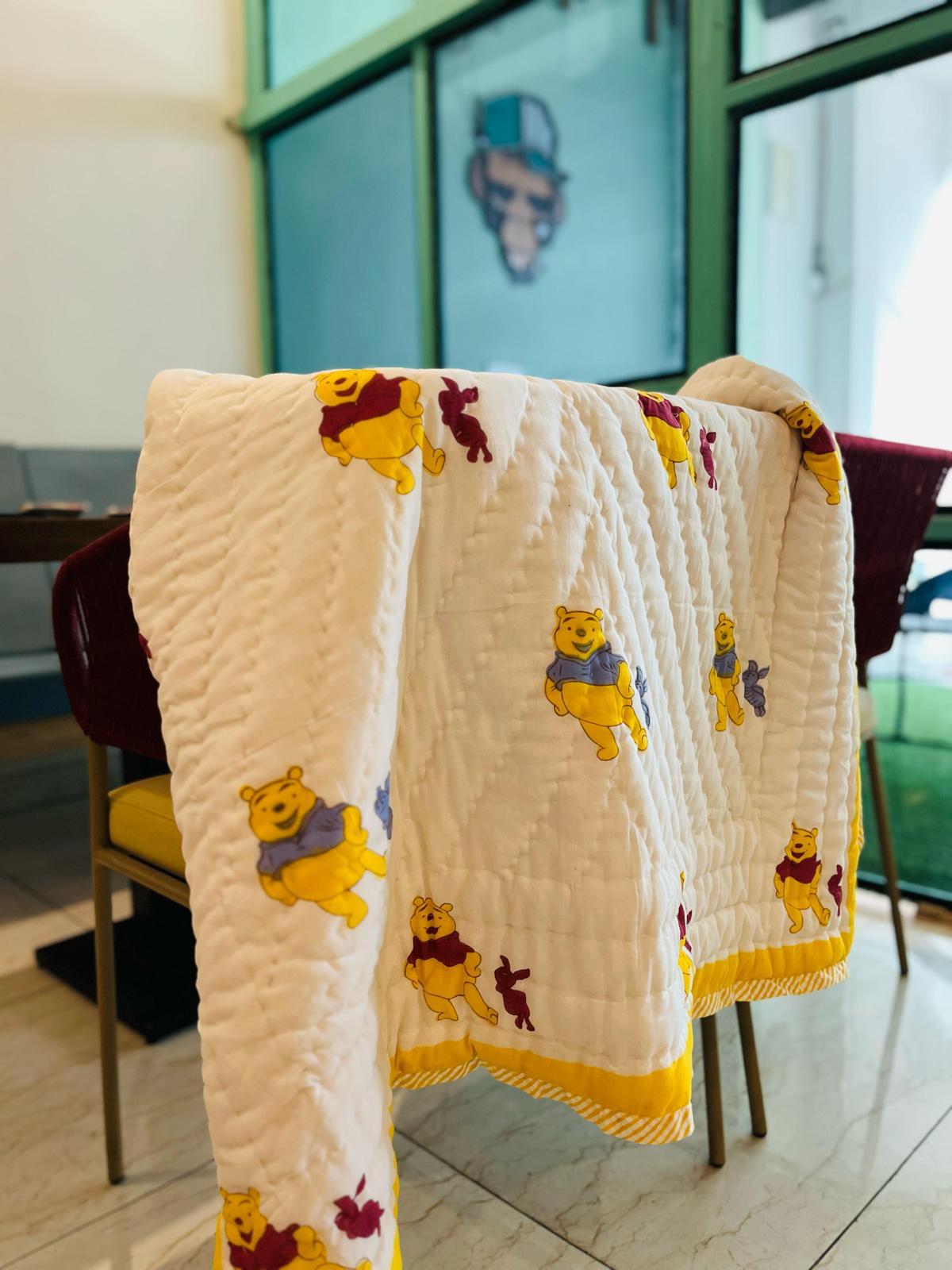 Winnies Hug Reversible Baby Quilt