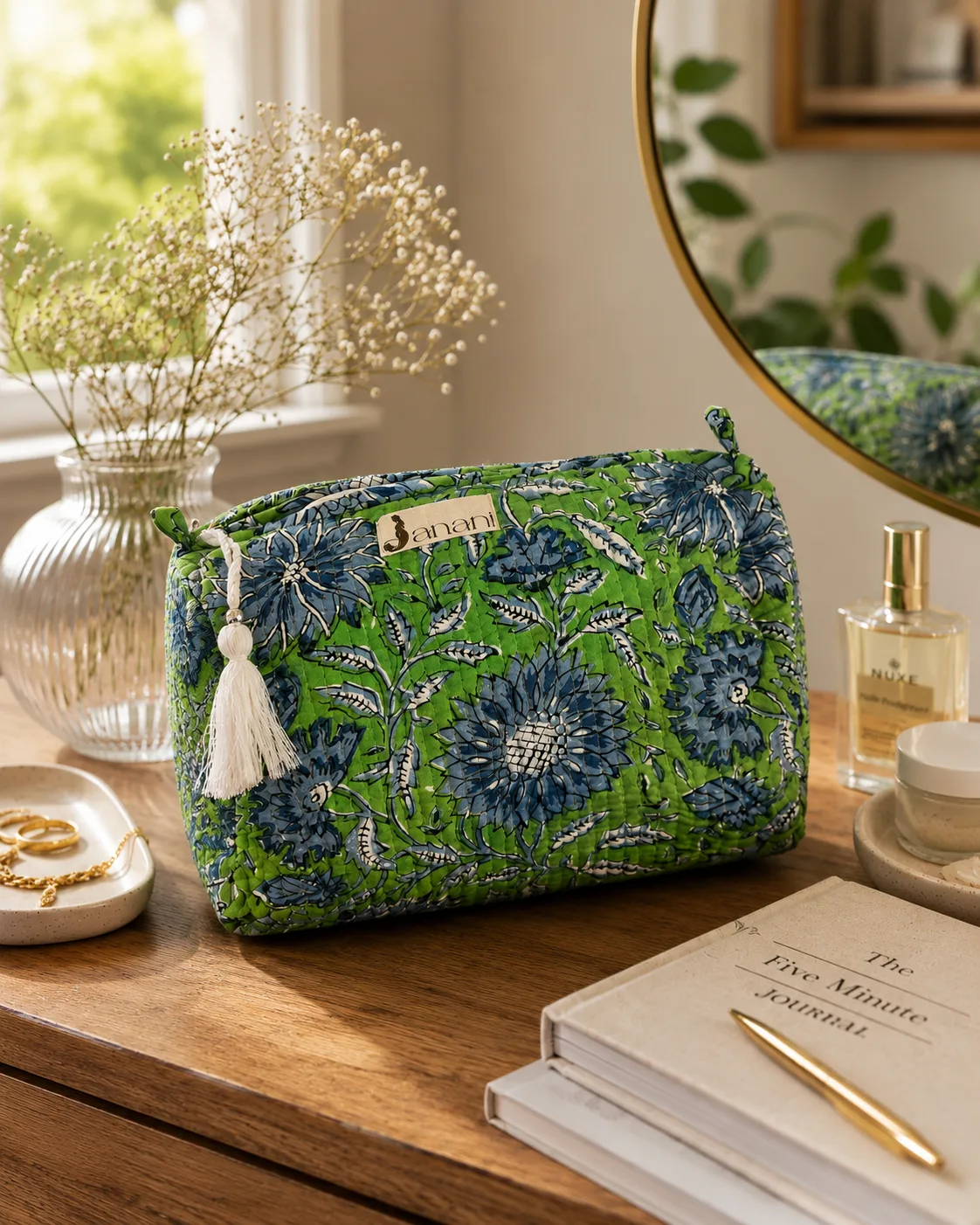 Bluebell Meadow Wash bag